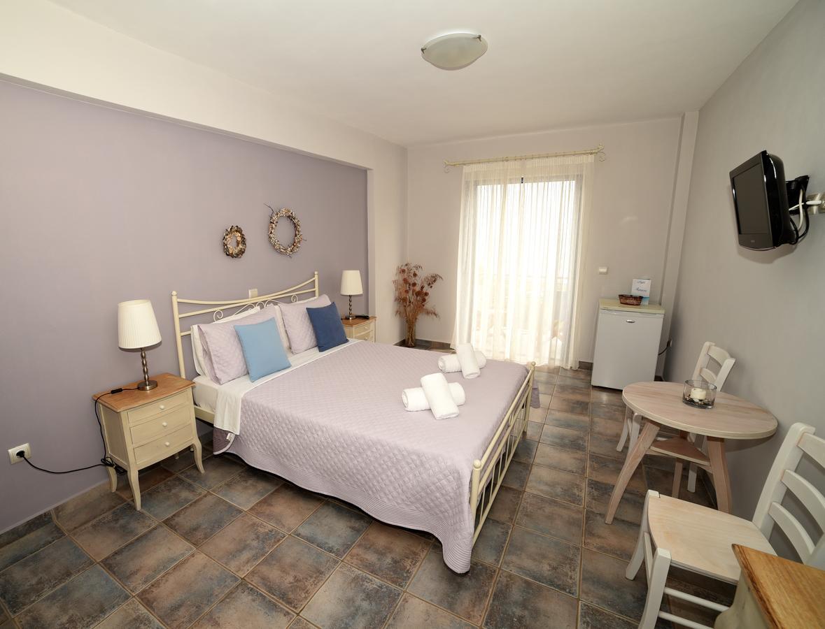 Avra Hotel Kyparission Luaran gambar