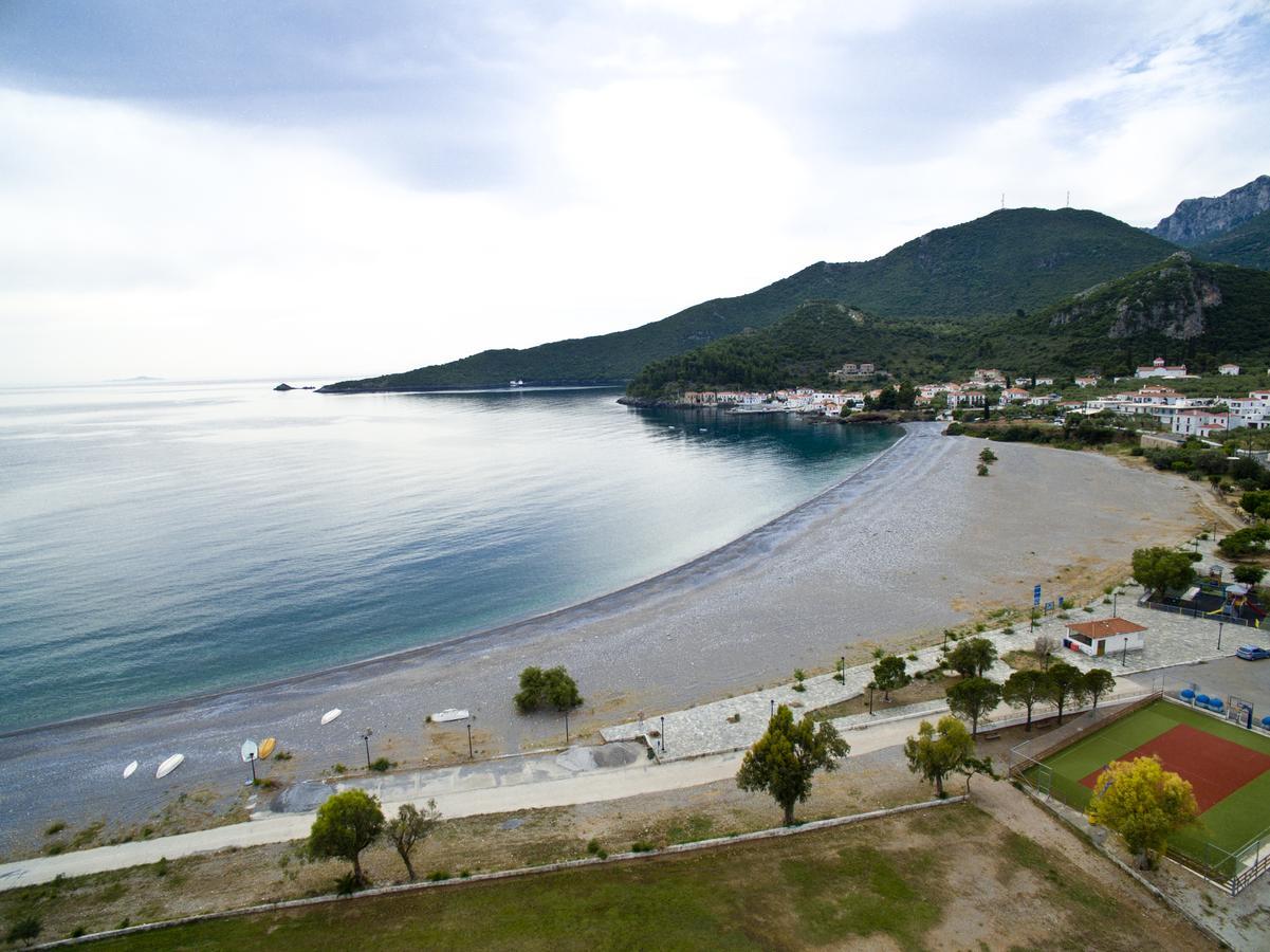 Avra Hotel Kyparission Luaran gambar